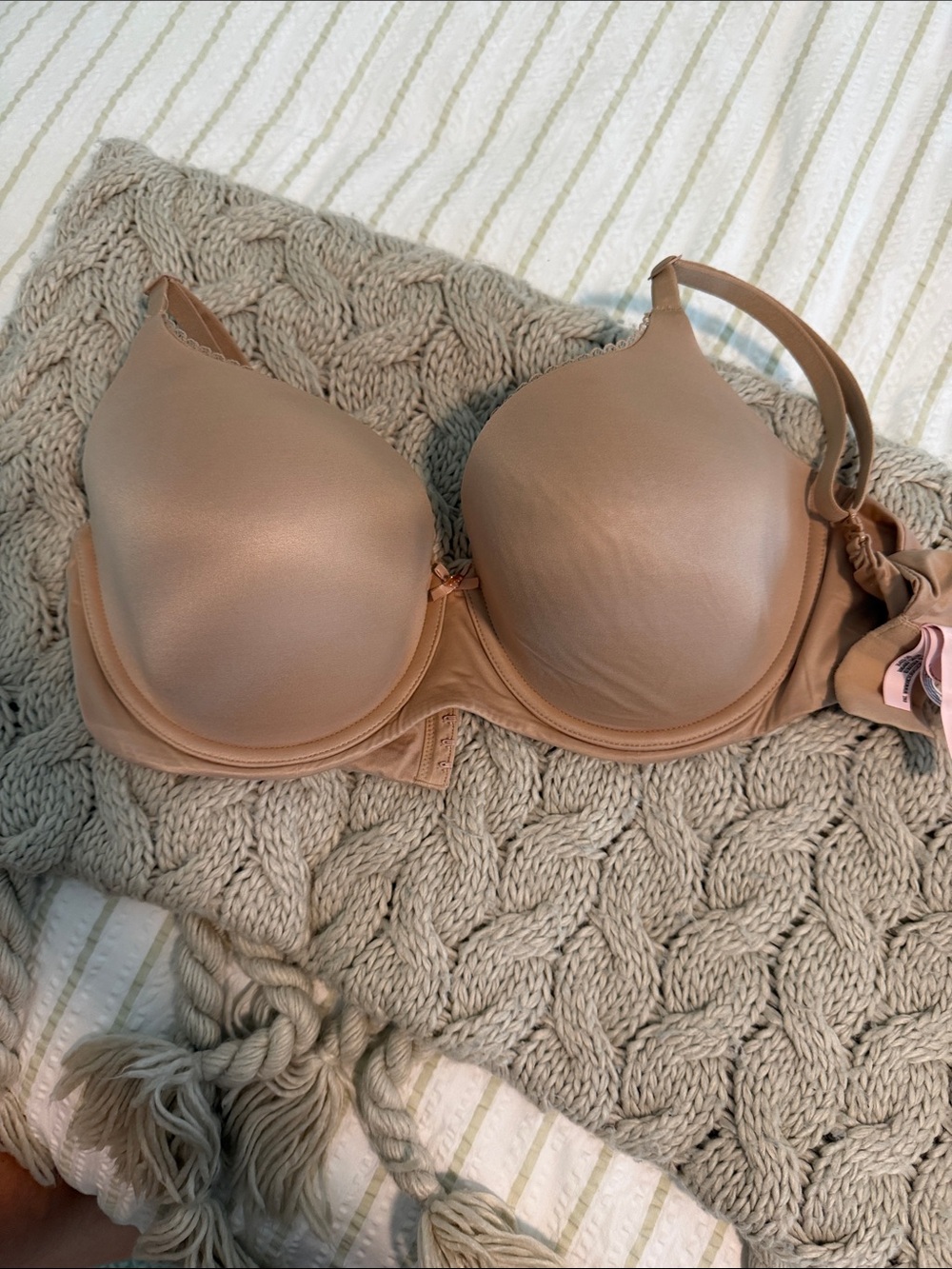 Victoria's Secret Tan Nude T-Shirt Bra
